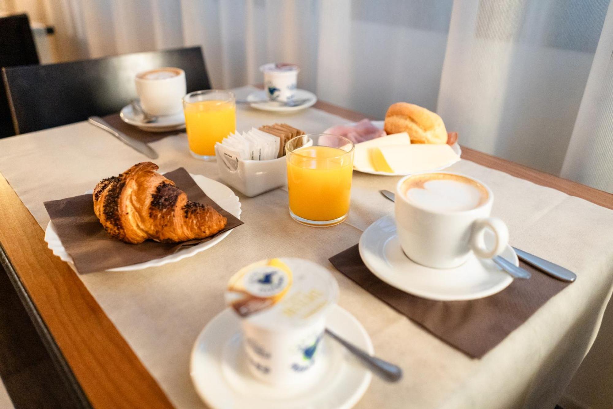 Hotel Airone Grosseto Buitenkant foto