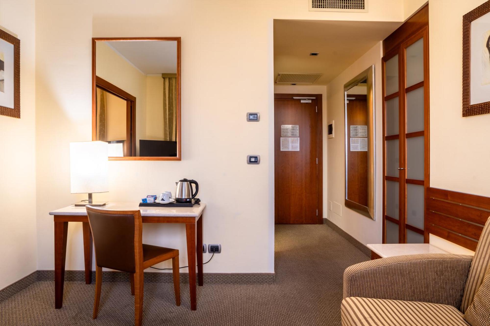 Hotel Airone Grosseto Buitenkant foto